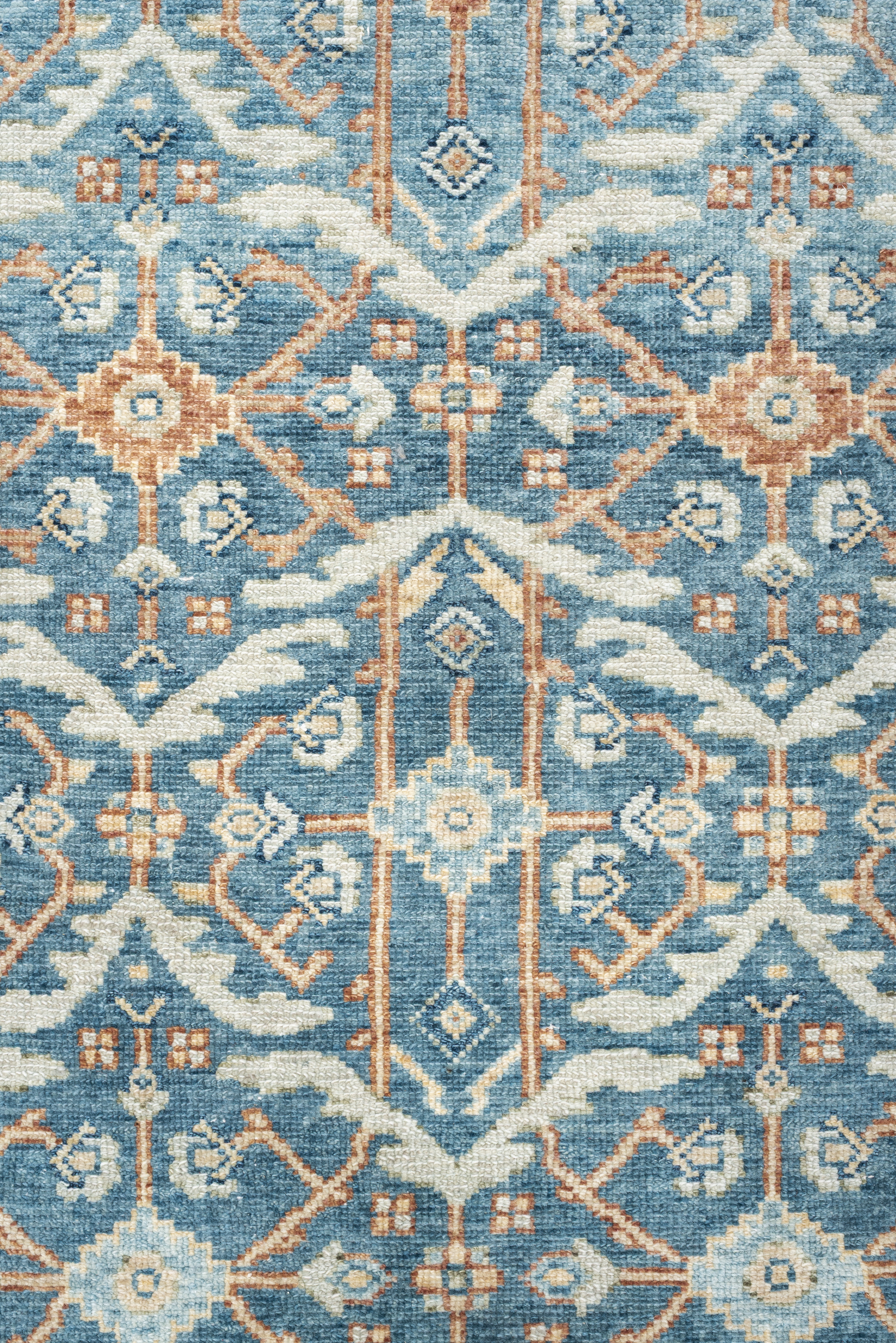 Detail view of Alma runner A11005